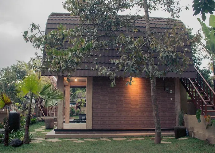 Séjour chez l'habitant Rural Atmosphere At Bali Coconut House In Delodsema Village